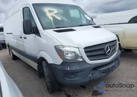 2014 Mercedes-Benz Sprinter 2500 High Roof from USA, damaged, VIN WD3PE8DEXE5820997